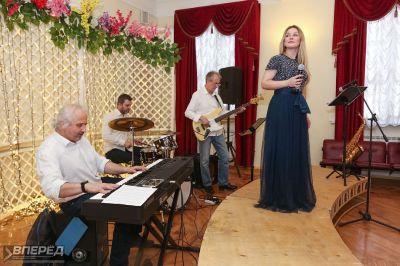 8 Марта в ДК Гагарина_7