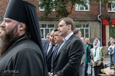 Открытие памятника Флоренскому 18 июля(2)_10