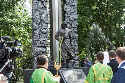 Открытие памятника Флоренскому 18 июля(2)_19