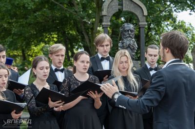 Открытие памятника Флоренскому 18 июля(2)_33