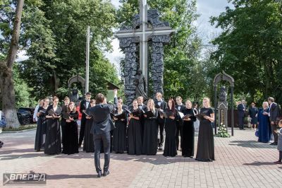 Открытие памятника Флоренскому 18 июля(2)_34