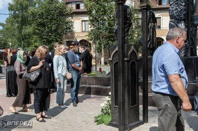 Открытие памятника Флоренскому 18 июля(2)_36