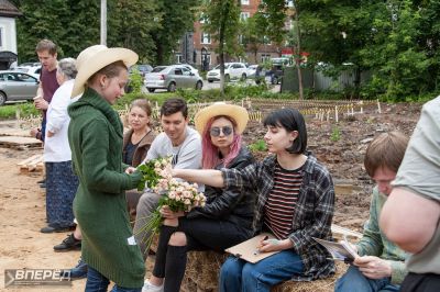 «Том Сойер» на Вифанской