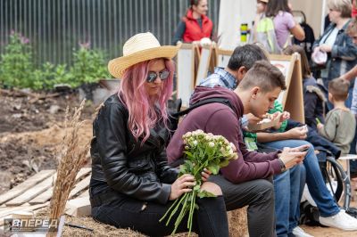 «Том Сойер» на Вифанской