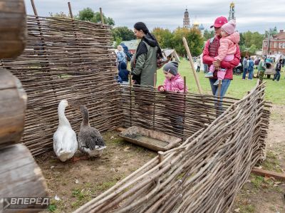В Сергиевом Посаде наступило Средневековье_57