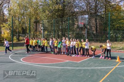 Возле  школы №14 на Клементьевском посёлке в Сергиевом Посаде появился прекрасный новый стадион._19