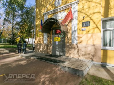 Возле  школы №14 на Клементьевском посёлке в Сергиевом Посаде появился прекрасный новый стадион._45