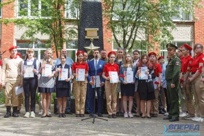 В лицее №24 на Вакцине вспоминают героя Советского Союза Александра Корявина_15