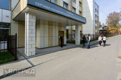 Визит Легкова в социально-экономический техникум_1