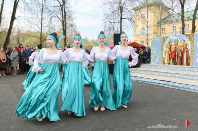Фестиваль в честь Жён-мироносиц в Хотькове
