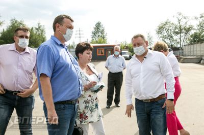 На  предприятии «Окна столицы»_11