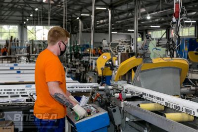 На  предприятии «Окна столицы»_55