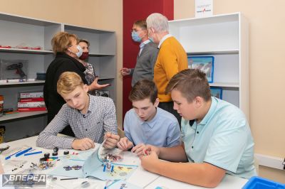 «Точка роста» в школе №1 в Хотькове._7