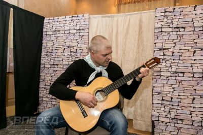 Инклюзивная театральная студия «Плот» отметила свой первый день рождения_43