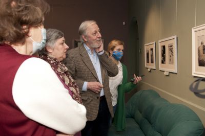 Два мира на одной выставке: Игорь Олейников и квартет анималистов_28