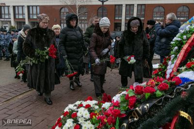 Акция памяти погибших бойцов ОМОНа_42