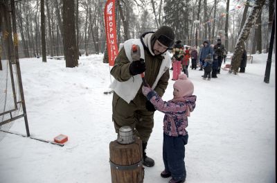 В парке «Скитские пруды» прошёл фестиваль «Мормышка»_40